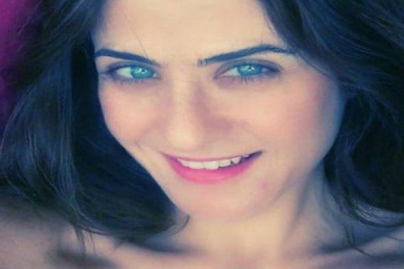 هيدي كرم برفقة مكسيم خليل في آخر أيام تصوير مسلسل "ليلة"