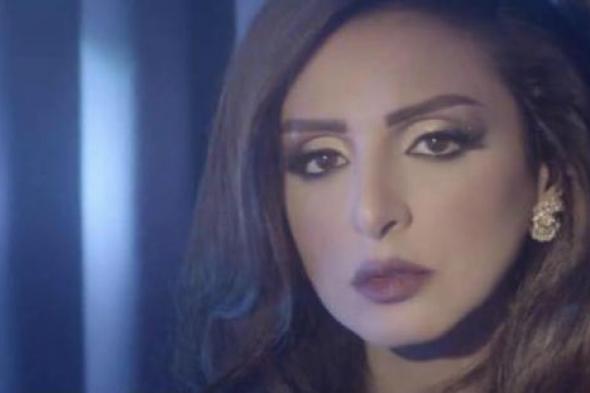 بالفيديو- أنغام لا استطيع تقديم نصيحة للنساء عن علاقتهن بالرجال.. ولا أحد يتقدم للزواج مني