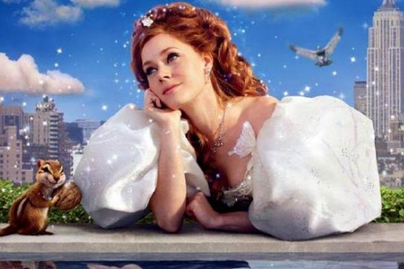 أحلام إيمي آدامز الوردية تصطدم بالواقع في الجزء الجديد من Enchanted