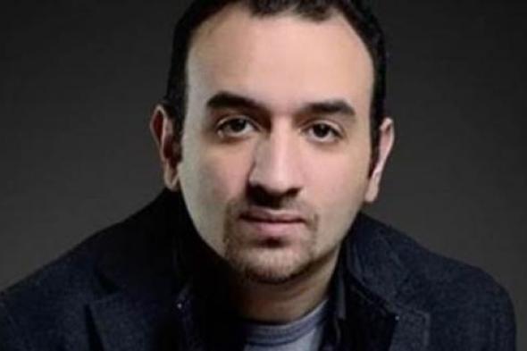 عمرو سلامة ينشر صورة من كواليس "الشيخ جاكسون"