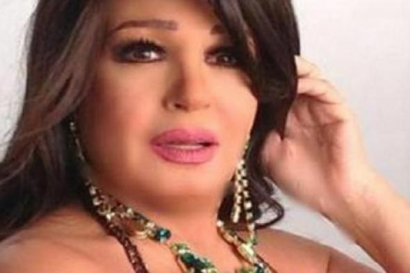 فيديو- هكذا حضرت فيفي عبده عرض أزياء فؤاد سركيس في لبنان