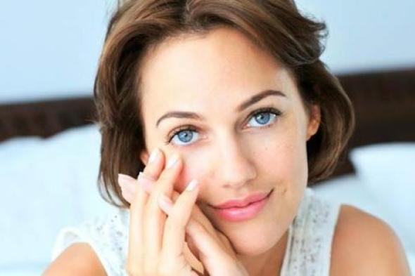صورة- مريم أوزرلي تعود بذكرياتها لفترة المراهقة.. هل اختلفت ملامحها؟