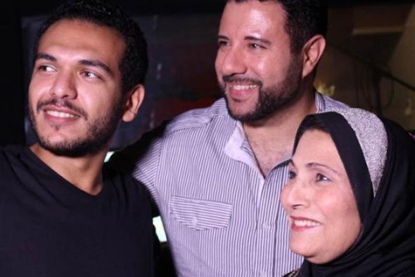 على طريقة بشرة خير.. فاطمة عيد تصور أغنية  "الشعب يأمر"