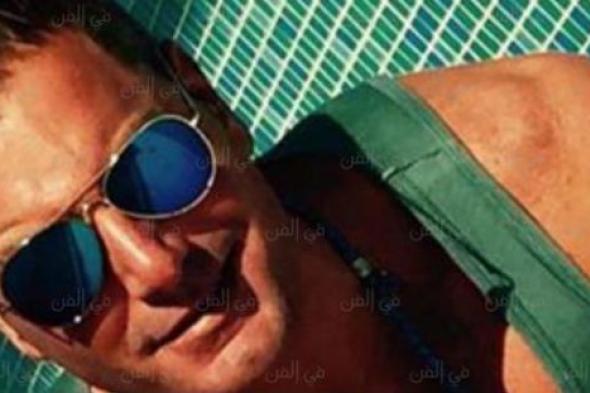 صورة- تامر هجرس يتحول إلى إنسان بدائي