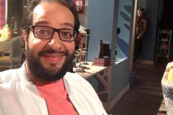 في "البلاتوه".. أحمد أمين يستعرض أزمات سكان العقار مع "البواب"
