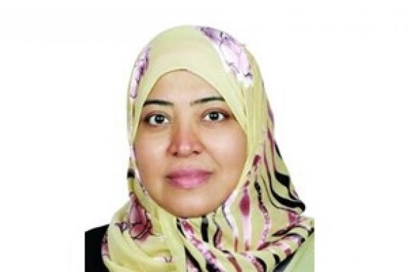 يوم المرأة العمانية والإدارة