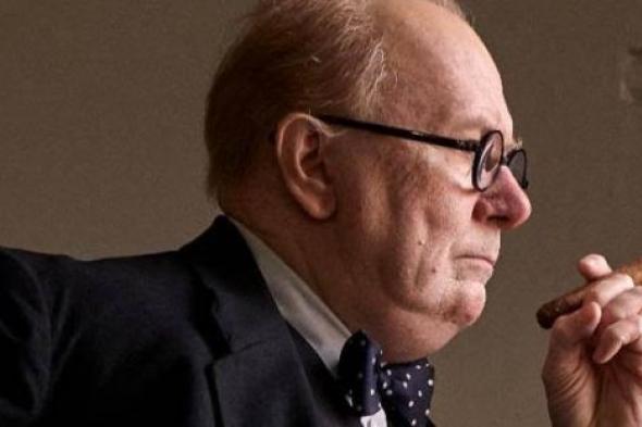 جاري أولدمان رئيس وزراء بريطانيا العظمى في Darkest Hour