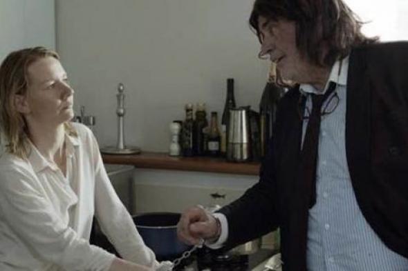 القاهرة السينمائي38- فيلم Toni Erdmann..كوميديا ألمانية تحمل الكثير من المشاعر الإنسانية