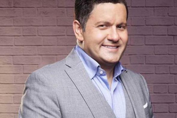 إدوارد ينشر الإعلان التشويقي لعودة برنامج "القاهرة اليوم" ومشاركته به