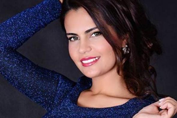 بالفيديو- ملكة جمال مصر تغني مع تامر حسني 180 درجة