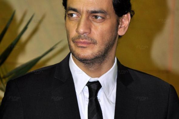 خالد أبو النجا تعليقا على رحيل زبيدة ثروت وأحمد راتب:  البقاء للحب