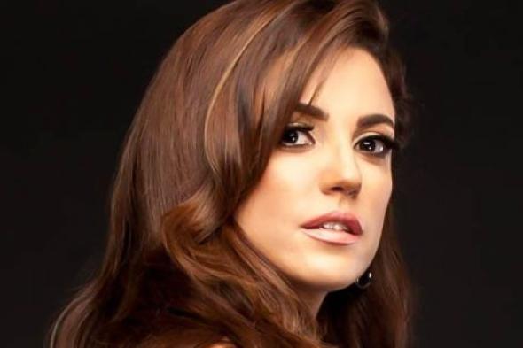 درة تنعي رحيل الفنان أحمد راتب بهذه الصورة