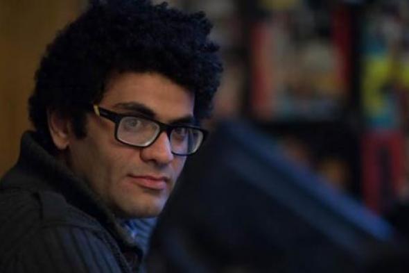 محمد حماد يفوز بجائزة أفضل مخرج بمهرجان دبي السينمائي