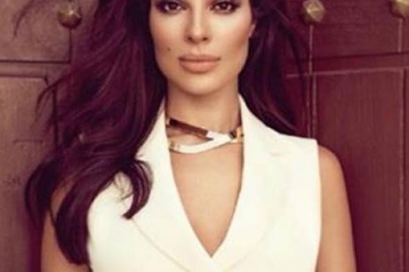بالفيديو- نادين نسيب نجيم تقلد شيريهان وتكشف عن أمنيتها للعمل معها