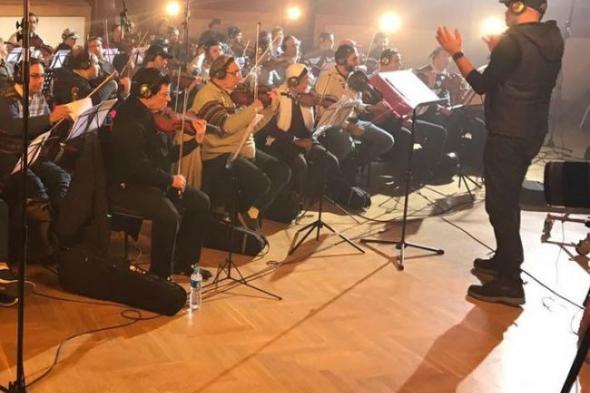 بالصور- تسجيل موسيقى فيلم "القرد بيتكلم" على طريقة الأفلام العالمية
