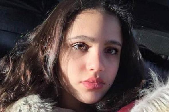 بالفيديو - جانا عمرو دياب في أغنية من كلماتها وألحانها