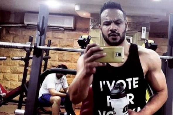 محمد عطية يتضامن مع أبوتريكة