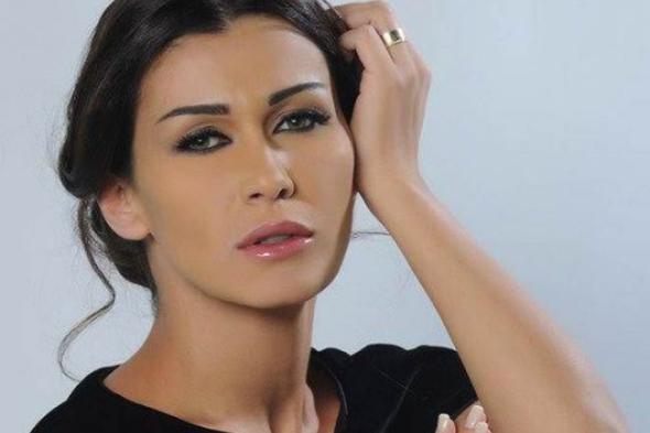 بالفيديو- نادين الراسي تكشف تفاصيل خطوبتها