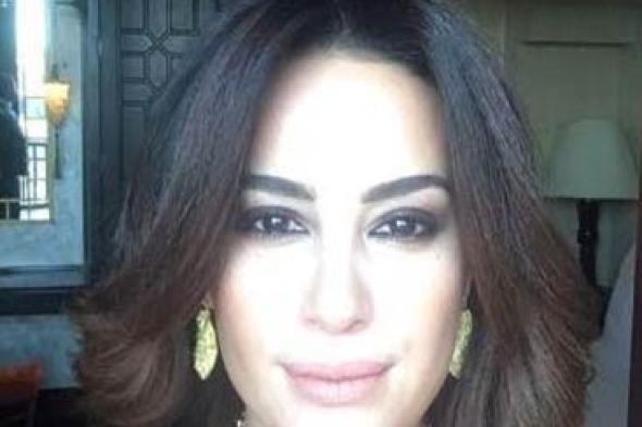 الصور الأولى للفنانين في حفل زفاف عمرو يوسف وكندة علوش