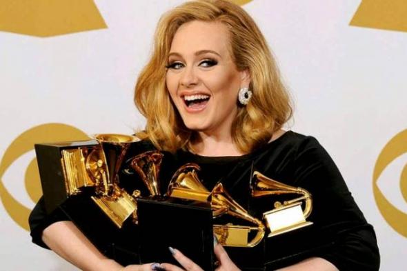 أديل تحيي حفل توزيع جوائز  Grammy Awards