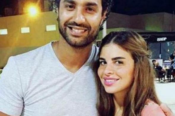 صورة- كريم فهمي يهنيء زوجته بمناسبة عيد ميلادها بهذه الطريقة