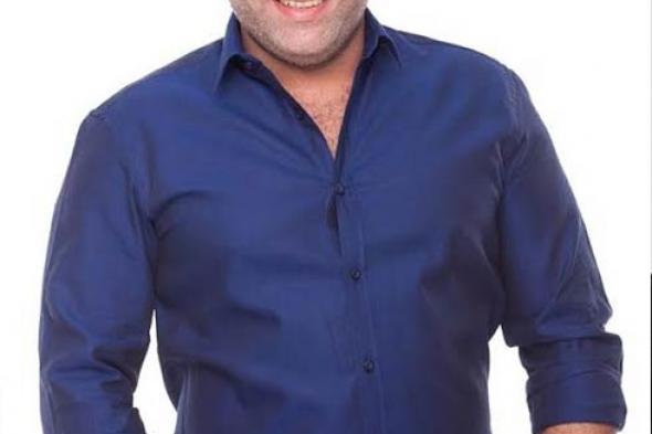 بالصور- عمرو يوسف وآسر ياسين وإياد نصار يحتفلون بعيد ميلاد محمد شاهين