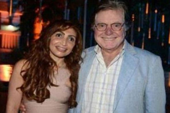 بعد طلبها للخلع .. حسين فهمي يمنع زوجته من السفر