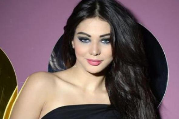 بالفيديو- ابتسام تسكت ترفض ربط اسمها باسم هيفاء وهبي