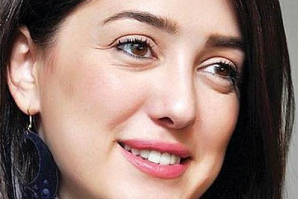 بالفيديو- كندة علوش تخضع لجلسة تصوير جديدة