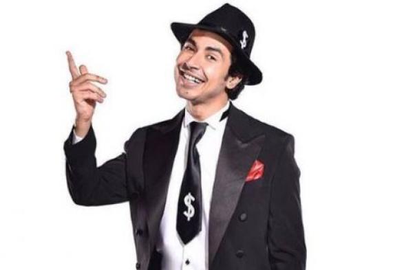 محمد أنور يتحدث عن سر نجاح محمد عادل إمام والأخير يرد