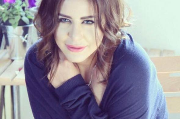 سالي خليل رومانسية قريبا بسبب "مكانك"