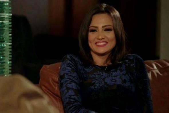 بشرى تروج لفيلمها "مش رايحين في داهية" بهذه الصورة