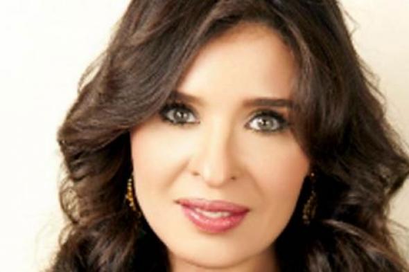 دينا تحتفل بعيد ميلادها بصورة من طفولتها في سن الـ 3