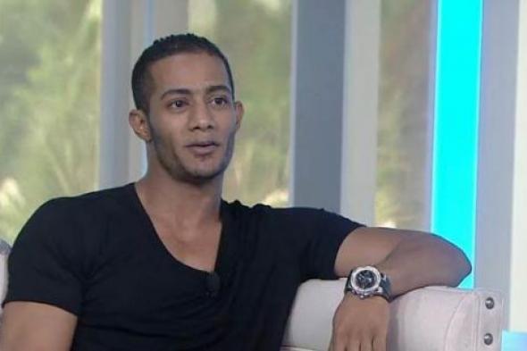 بالفيديو - محمد رمضان يحكي عن مواقفه الطريفة قبل الشهرة
