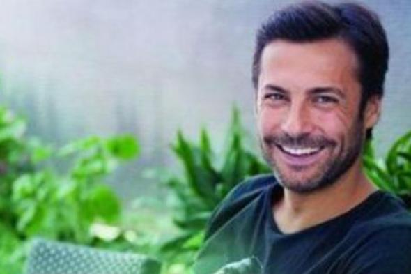باريش كيليتش بطل المسلسل التركي "حرب الورود" ينشر صورته مع ولديه