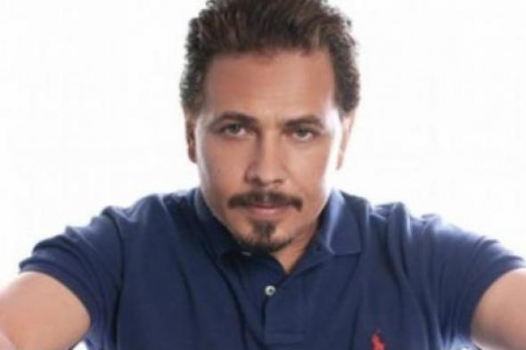 خاص- محمد رياض يكشف لـ FilFan.com موعد عرض مسرحية "حفلة تنكرية"