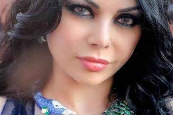 بالصور- هيفاء وهبي تكشف عن جلسة التصوير الخاصة بـ "الحرباية"