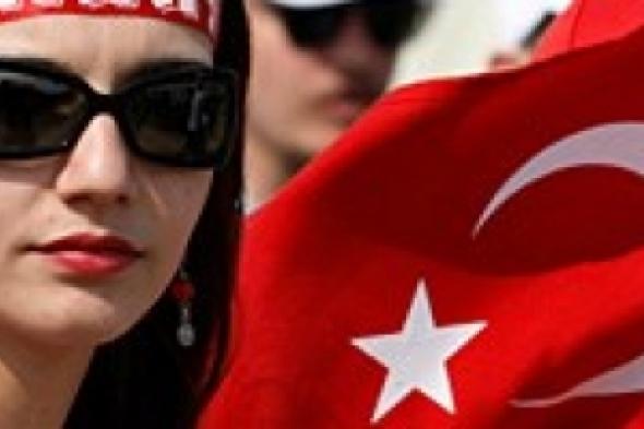 حقوق المرأة في تركيا: ريادة على الورق