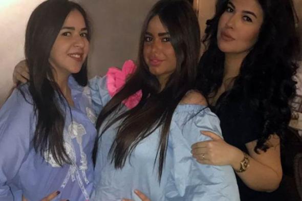 بالصور- إيمي سمير غانم وشهد رمزي تحتفلان بعيد ميلاد ابنة فيفي عبده