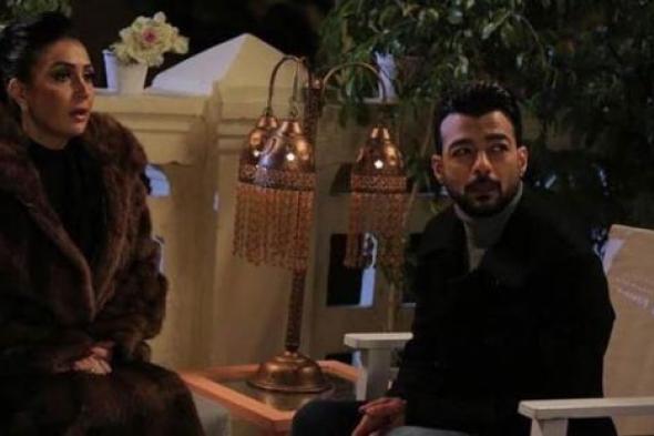 بالصور- ضحك ولعب هيثم شاكر في كواليس "أرض جو" مع غادة عبد الرازق