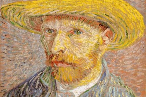 صورة- شخصية في "واحة الغروب"  تشبه الفنان الهولندي فان جوخ