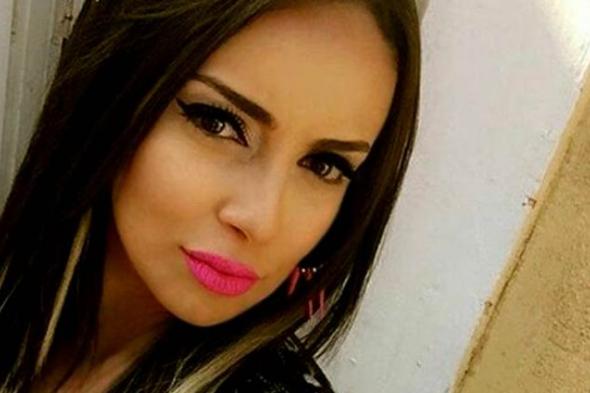 إسراء عبد الفتاح تشكو أحد محال الأطعمة الشهيرة لهذا السبب
