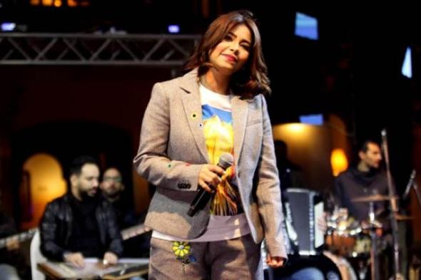 شيرين عبد الوهاب تعايد ابنتها الصغرى بهذه الكلمات في عيد ميلادها