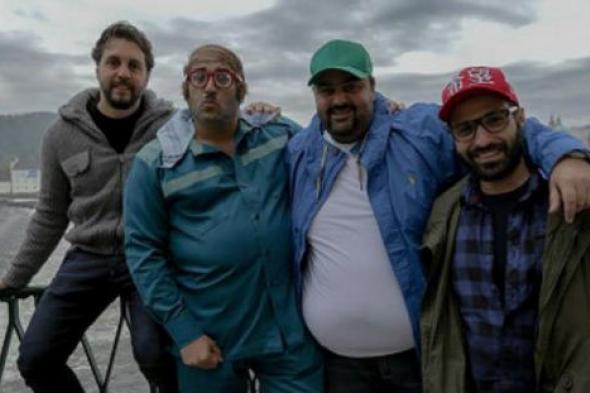 بالفيديو- هل من الممكن أن يتعاون أكرم حسني مع شيكو وهشام ماجد؟