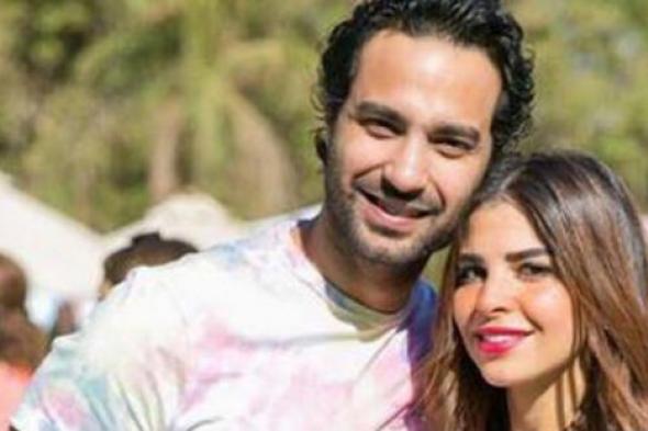 كريم فهمي يتعرّض لمشكلة في اليونان بسبب زوجته