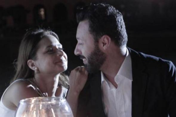 بالفيديو- نيللي كريم وأحمد فهمي يجتمعان في جلسة تصوير بعد نجاحهما في "لأعلى سعر"