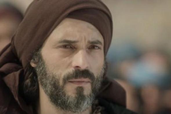 بالصور- ظهور أبطال "كفر دلهاب" على "تي-شيرتات" في الأسواق