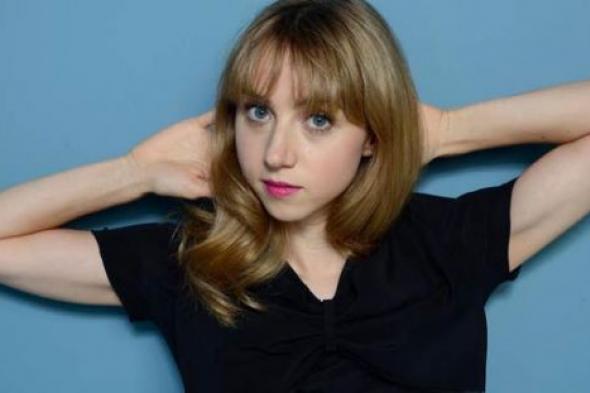 زوي كازان: هناك تحرش جنسي في مواقع التصوير.. لا أحد يتحدث!