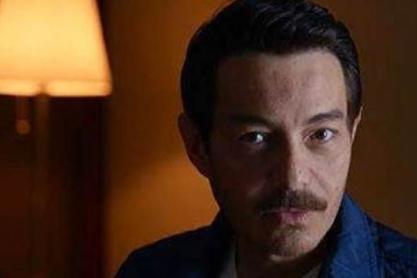 أحمد زاهر يبارك لمحمود حجازي وابنة شريف منير بعد إعلانهما ارتباطهما