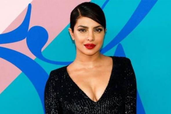 مهرجان تورنتو السينمائي يعتزم تكريم بريانكا شوبرا